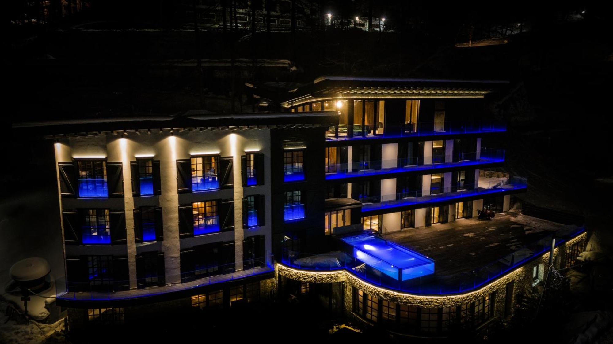 Hotel Al Piolet Breuil-Cervinia Exterior photo